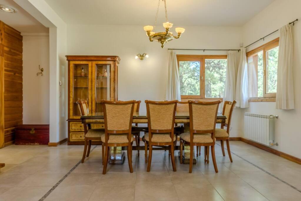 Casa En Bosque De Pinos